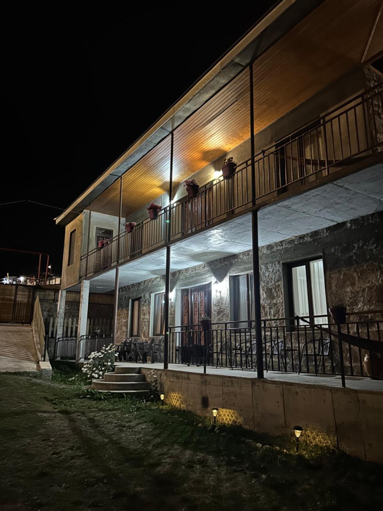 Hill House Hotel Kazbegi Exterior foto